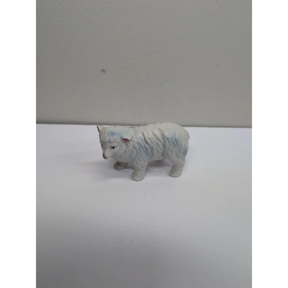 Vintage Homco Ceramic White Sheep Figurine, model #5552 Nativity Scene
